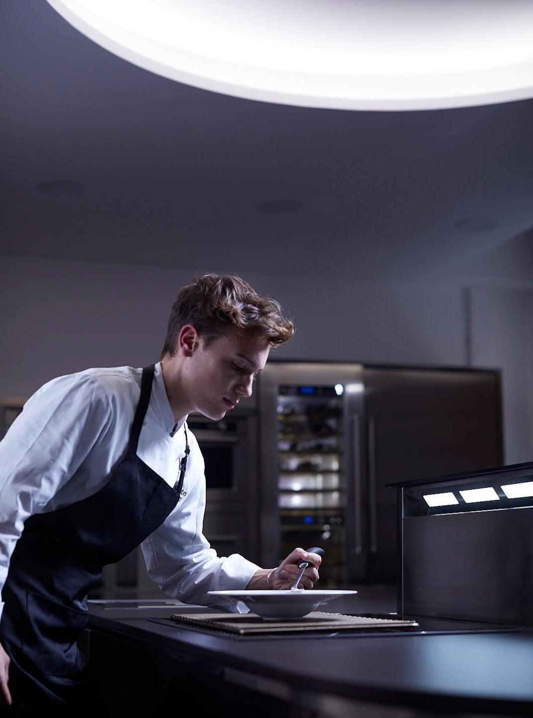 Maître & Restaurant Manager Course